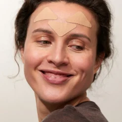 APRICOT Baumwoll-Gesichtspflaster mit Hyaluron 24 Stück