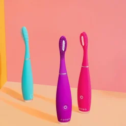 FOREO Sweden issa 4 smile Wild Strawberry