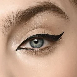 Lord & Berry CALLIGRAPHIST Eyeliner 0,6 ml