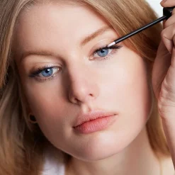 M2 Beauté Eyelash Awakening Serum 4 ml