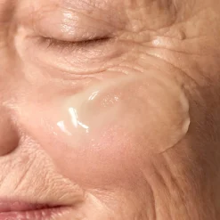 MÁDARA AGE PRO Intense Anti-Falten-Serum 30 ml