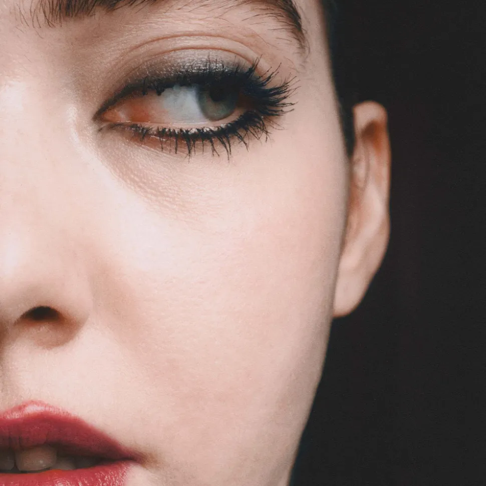 MÁDARA Come Closer Infinite Wimperntusche 6 ml