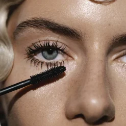 MÁDARA Deep Matter Volumen Wimperntusche 6 ml