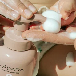 MÁDARA Kind Reinigungsschaum 300 ml