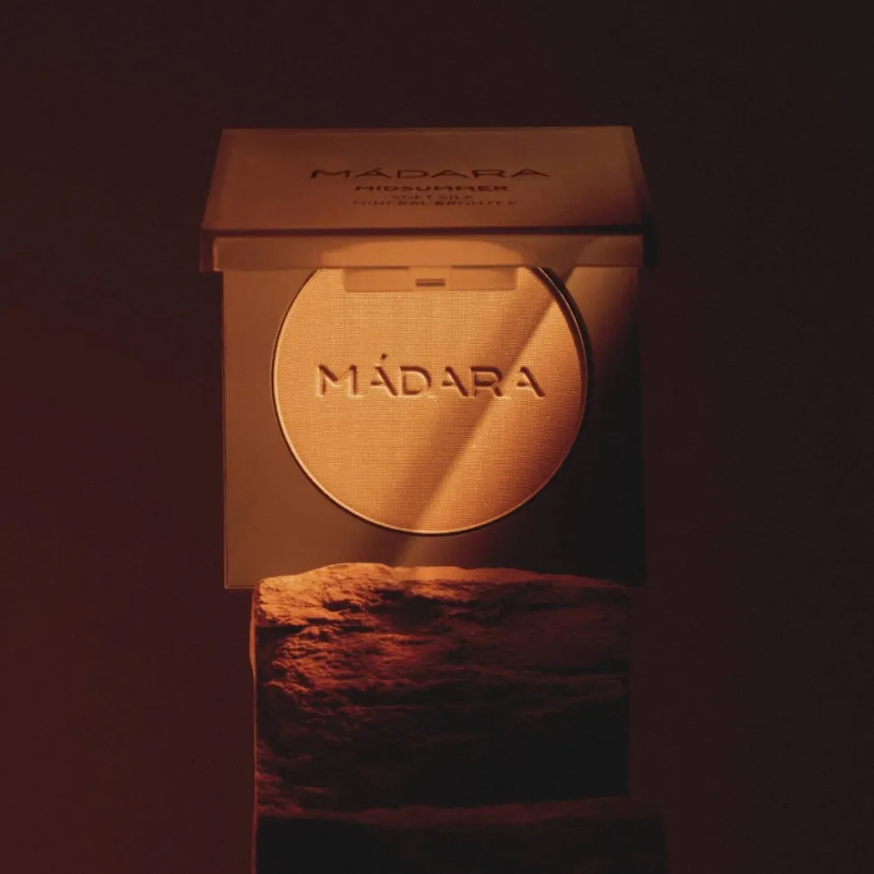 MÁDARA MIDSUMMER Soft Silk Mineral Bronzer #1 HEAT 9 g