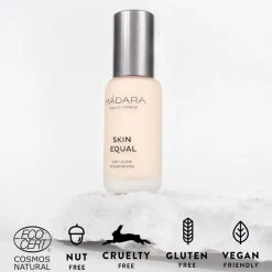MÁDARA SKIN EQUAL Grundierung SPF 15 #10 Porcelain 30 ml