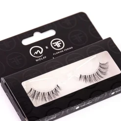 NICLAY by Florian Ferino Wimpernkranz Look 1