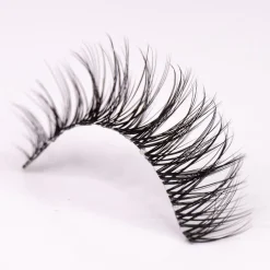 NICLAY by Florian Ferino Wimpernkranz Look 4