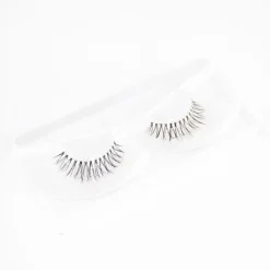 NICLAY by Florian Ferino Wimpernkranz Look 6