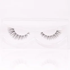 NICLAY by Florian Ferino Wimpernkranz Look 5