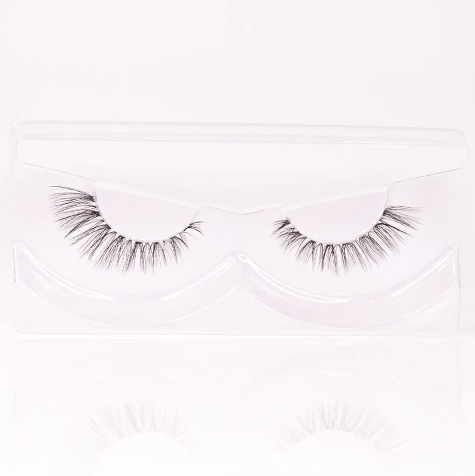 NICLAY by Florian Ferino Wimpernkranz Look 5