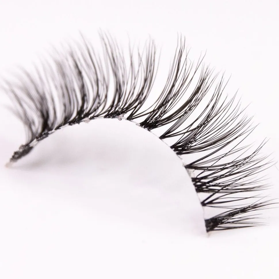 NICLAY by Florian Ferino Wimpernkranz Look 5