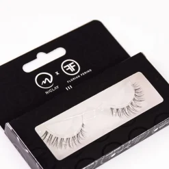 NICLAY by Florian Ferino Wimpernkranz Look 3