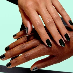 OPI Holiday Terribly Nice Nail Lacquer - Peppermint Bark and Bite 15 ml