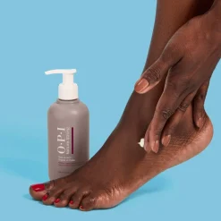 OPI Natur Strong Nails & Skin Moisture Mission Hand & Foot Cream 250 ml