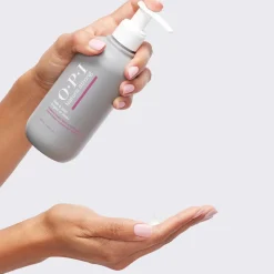 OPI Natur Strong Nails & Skin Moisture Mission Hand & Foot Cream 250 ml