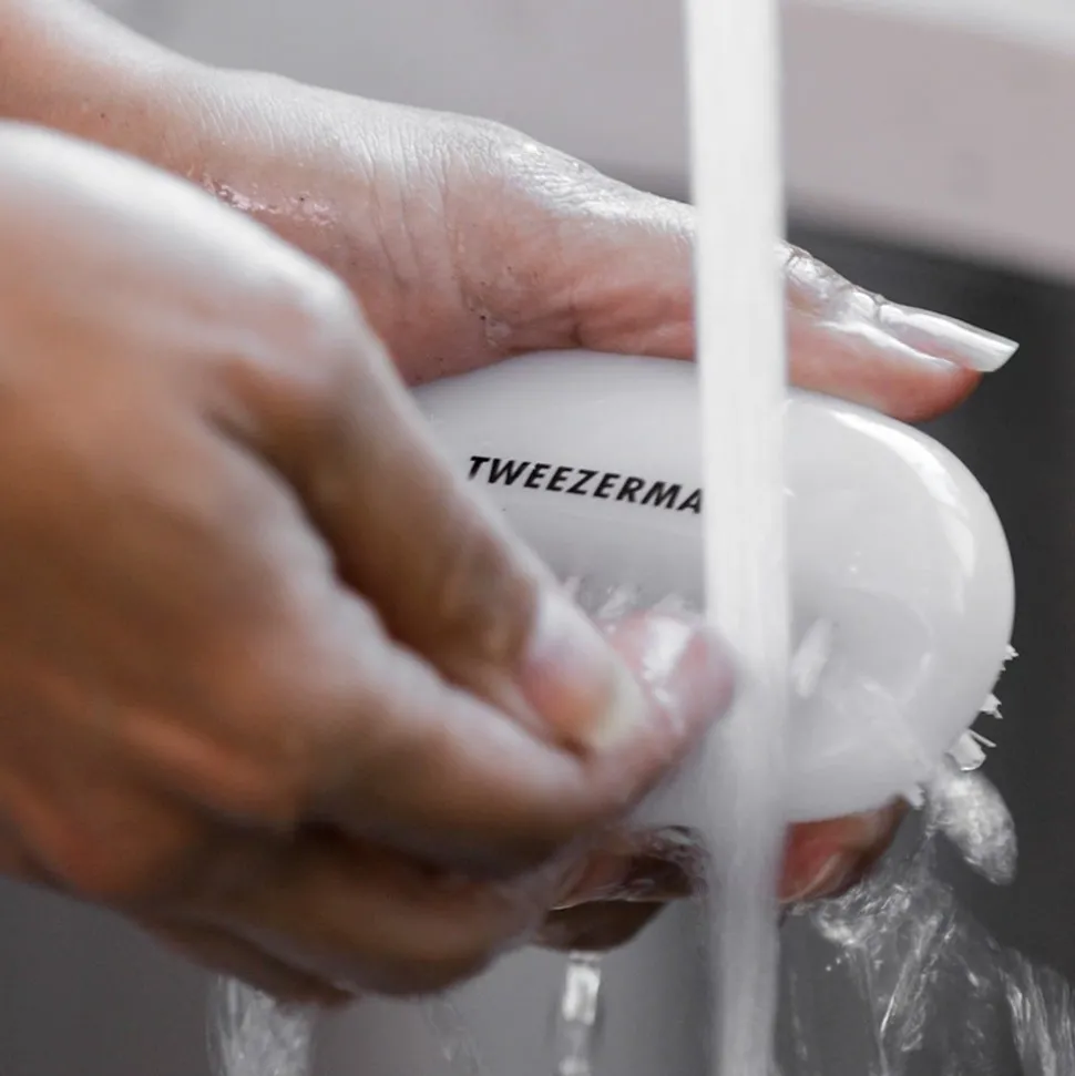 Tweezerman Dual Nail Brush