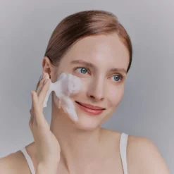 Whamisa Organic Flowers Foam Cleansing Cream 150 ml