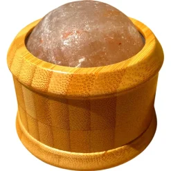 YÙ Beauty Salzball mit Bambus-Massager